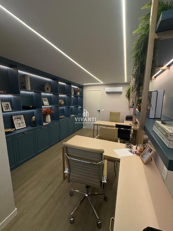 Sala à venda no Papicu: 