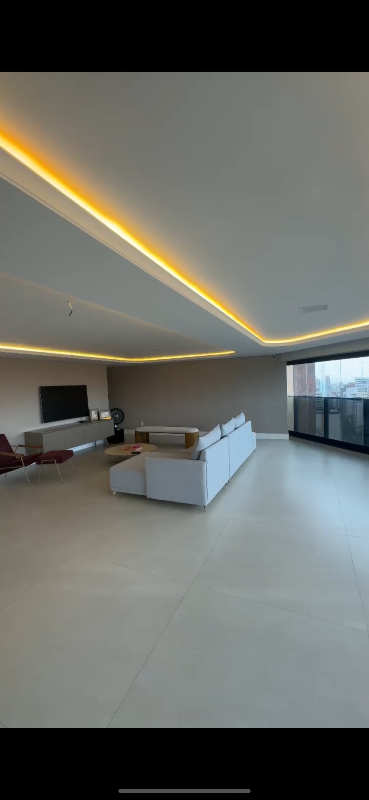 Apartamento à venda no Meireles: 