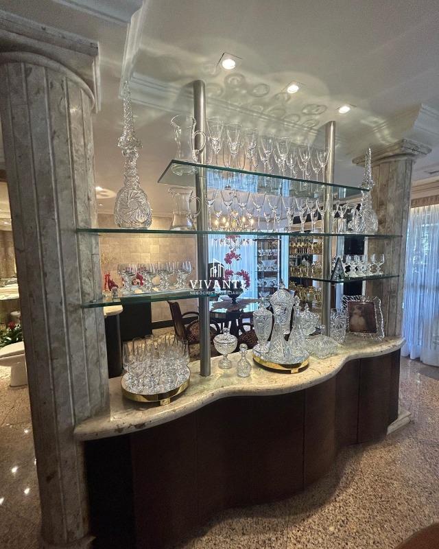 Apartamento à venda no Meireles: 