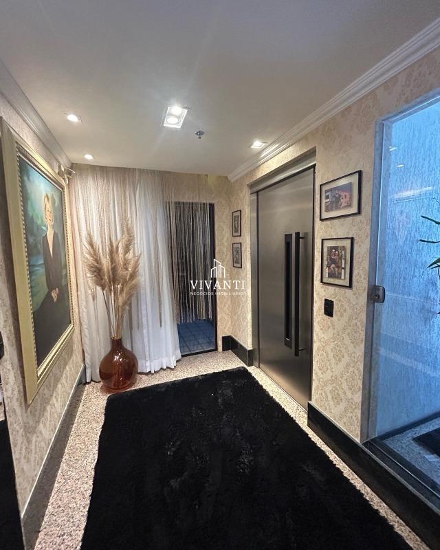 Apartamento à venda no Meireles: 