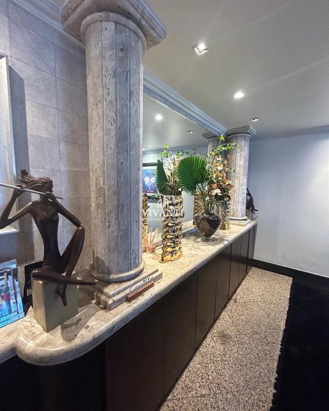 Apartamento à venda no Meireles: 