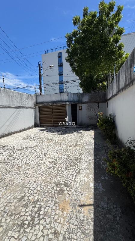 Casa à venda no Engenheiro Luciano Cavalcante: 