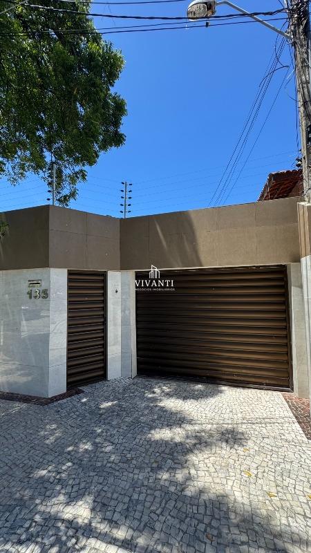 Casa à venda no Engenheiro Luciano Cavalcante: 