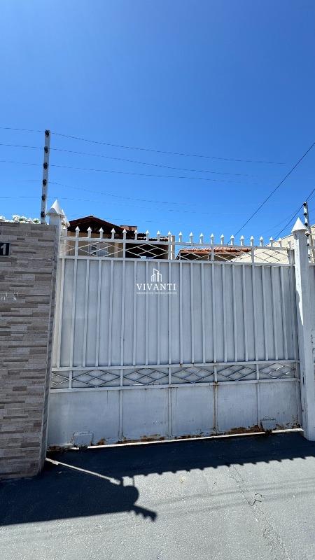 Casa à venda no Lagoa Redonda: 