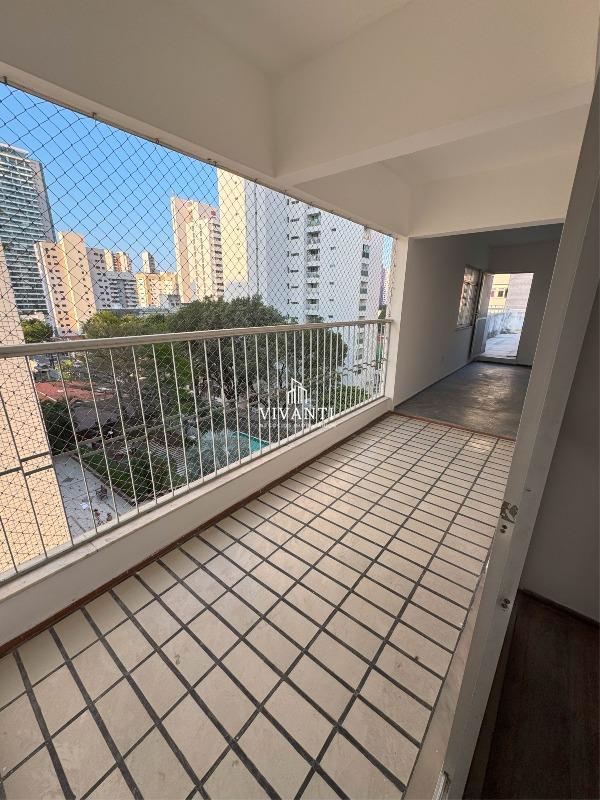 Apartamento à venda no Meireles: 