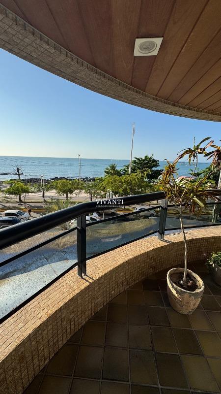 Apartamento à venda no Meireles: 