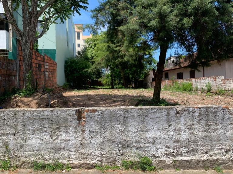 Terreno à venda no Centro: