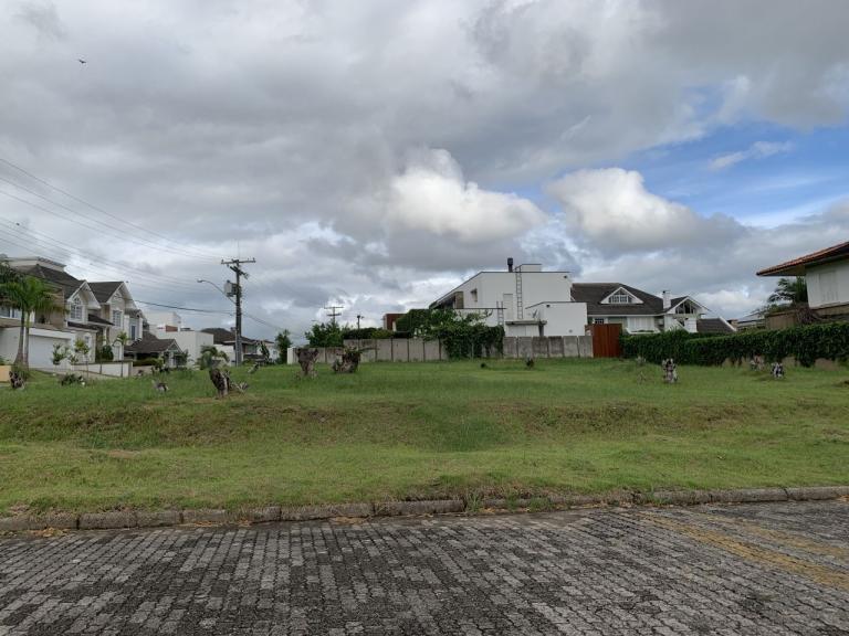 Terreno à venda no São José: 