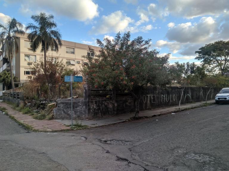 Terreno à venda no Centro: 