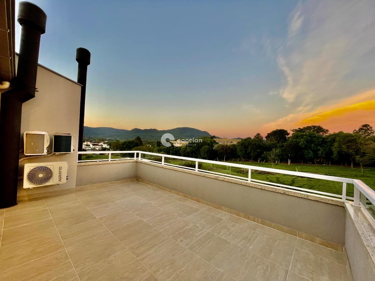 Casa de Condomínio à venda no Camobi: 