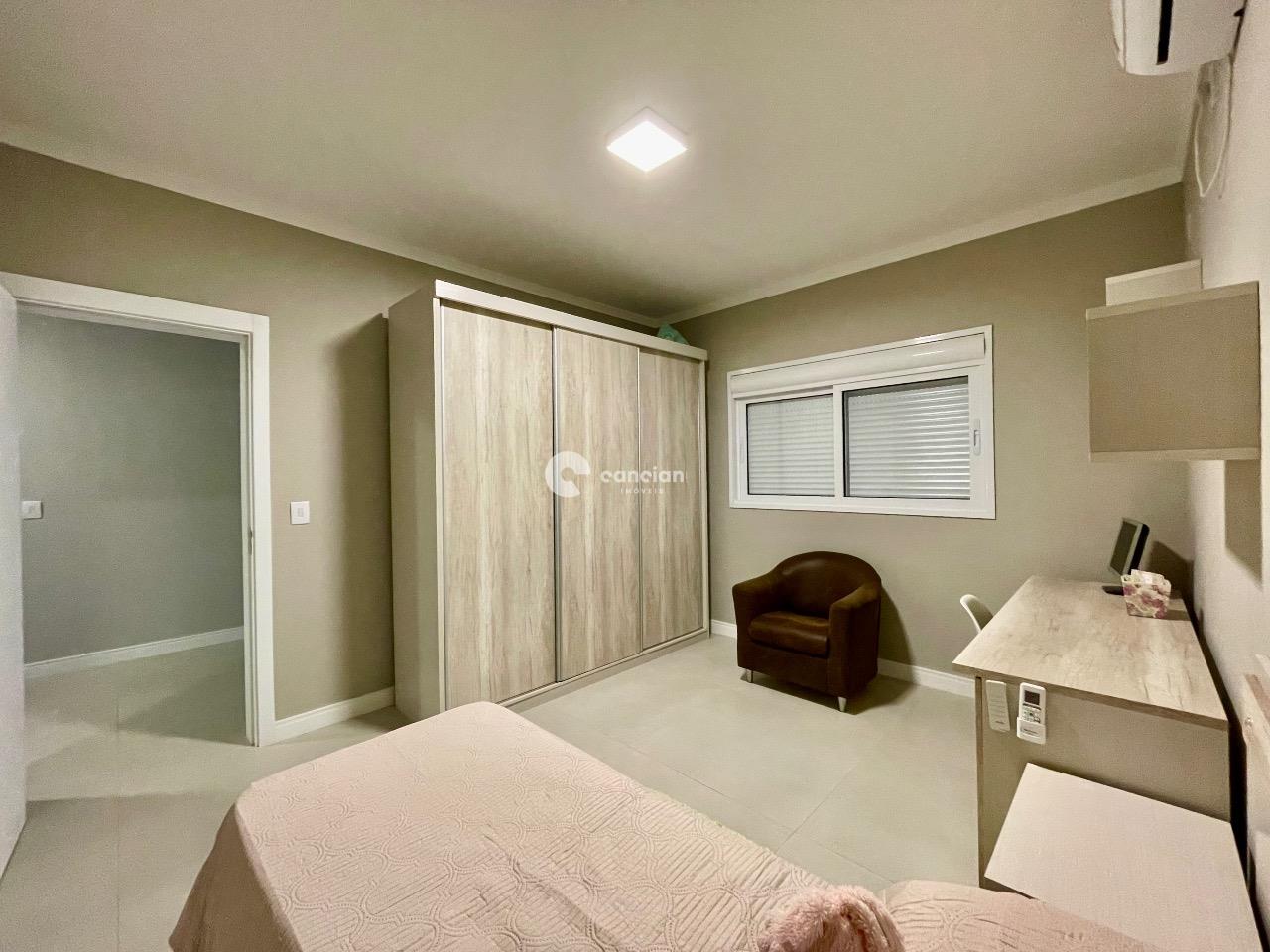 Casa de Condomínio à venda no Camobi: 