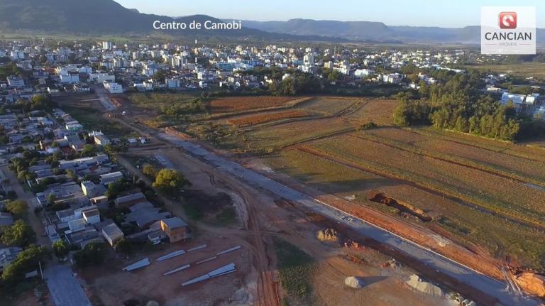 Terreno à venda no Camobi: 