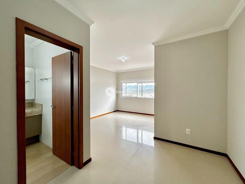 Cobertura à venda no Camobi: 