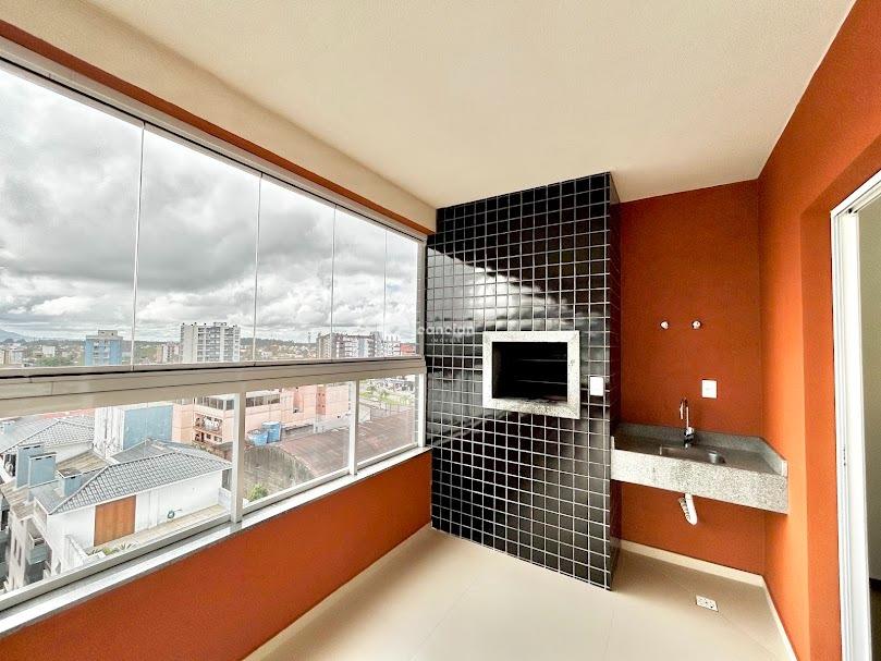 Cobertura à venda no Camobi: 