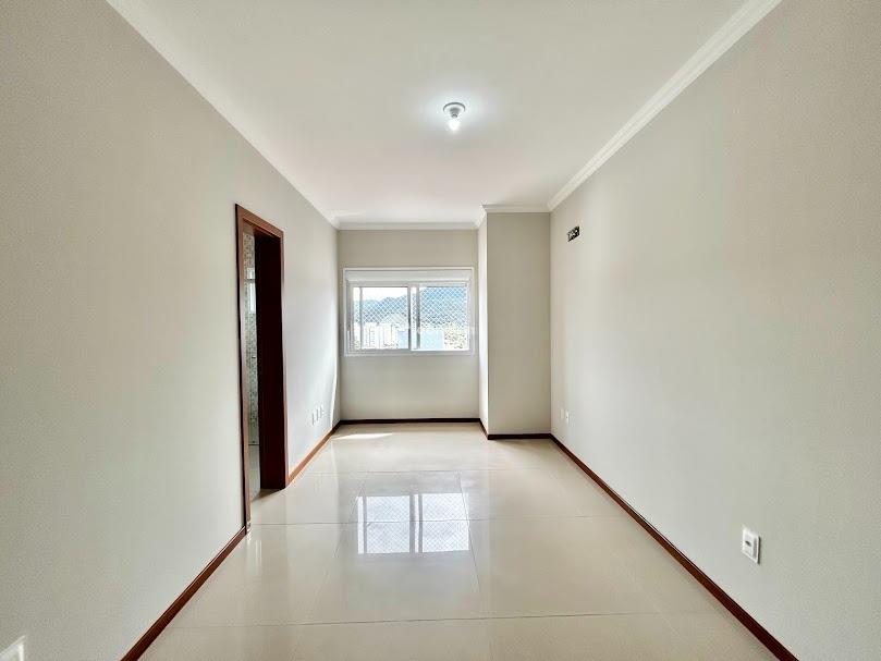 Cobertura à venda no Camobi: 