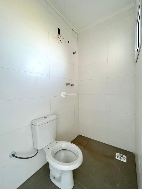 Casa de Condomínio à venda no São José: 