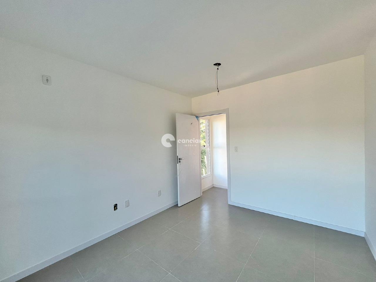 Casa de Condomínio à venda no São José: 