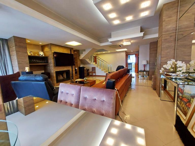 Cobertura à venda no Nossa Senhora Medianeira: