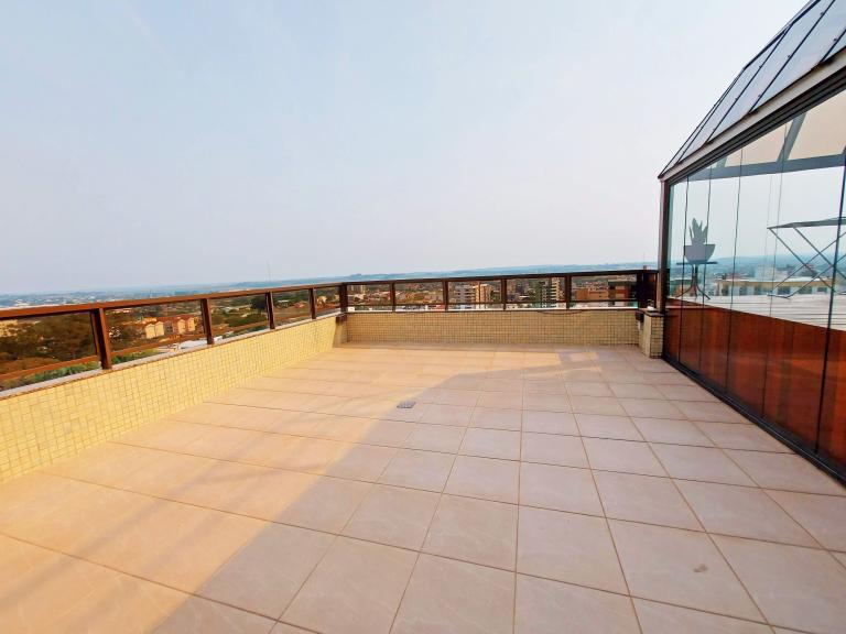 Cobertura à venda no Nossa Senhora Medianeira: