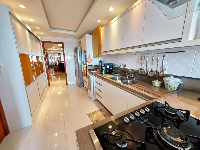 Cobertura à venda no Nossa Senhora Medianeira: