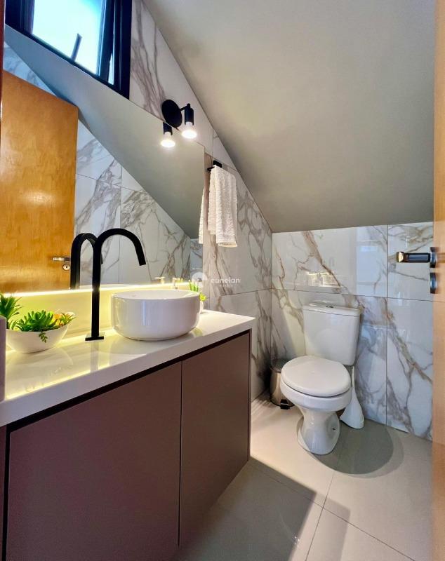 Casa à venda no Pinheiro Machado: