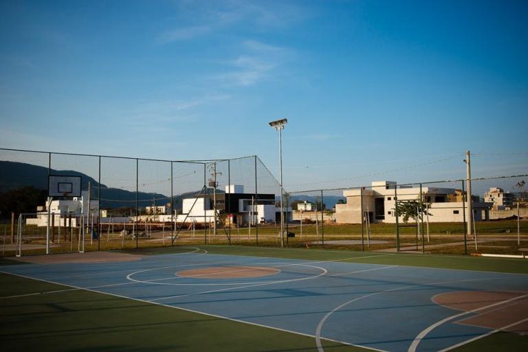 Terreno à venda no Camobi: