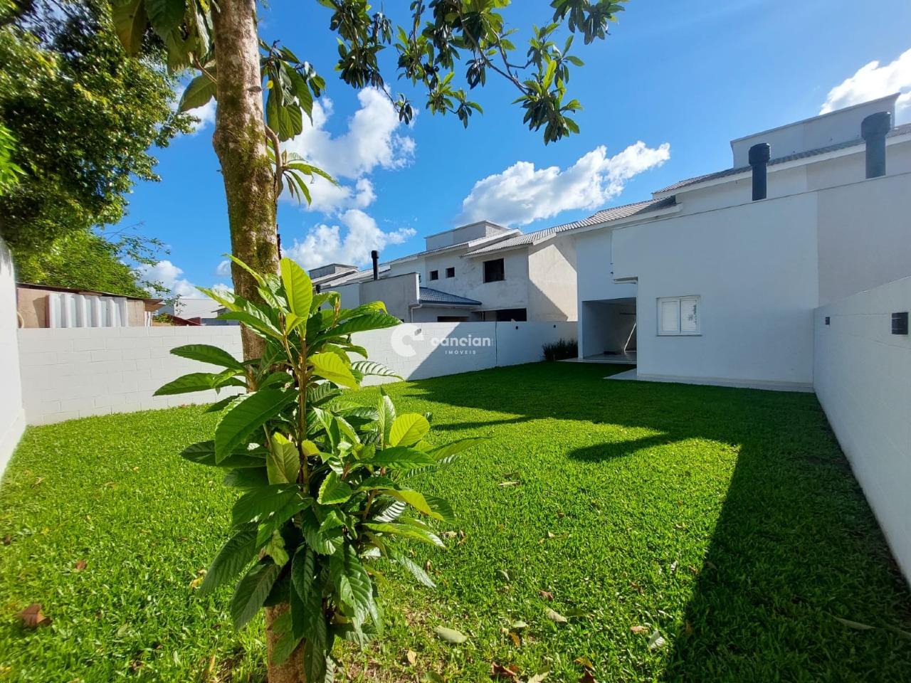 Casa de Condomínio à venda no Camobi: 