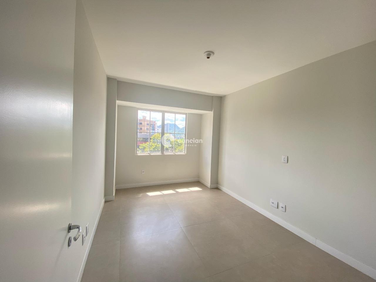 Cobertura à venda no Centro: 