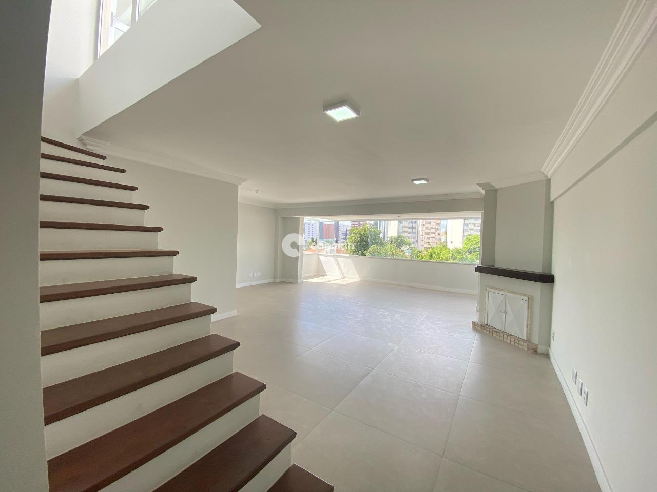 Cobertura à venda no Centro: 