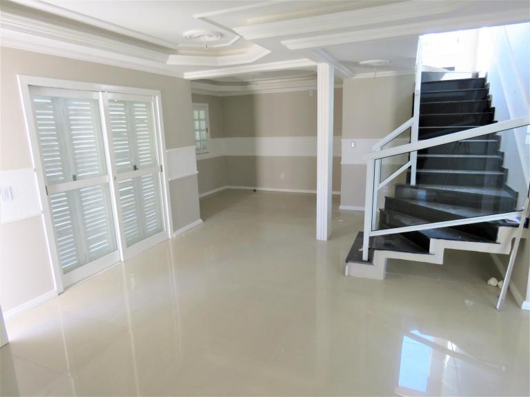 Casa à venda no Camobi: 