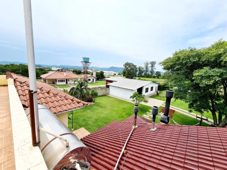 Casa à venda no Pinheiro Machado: