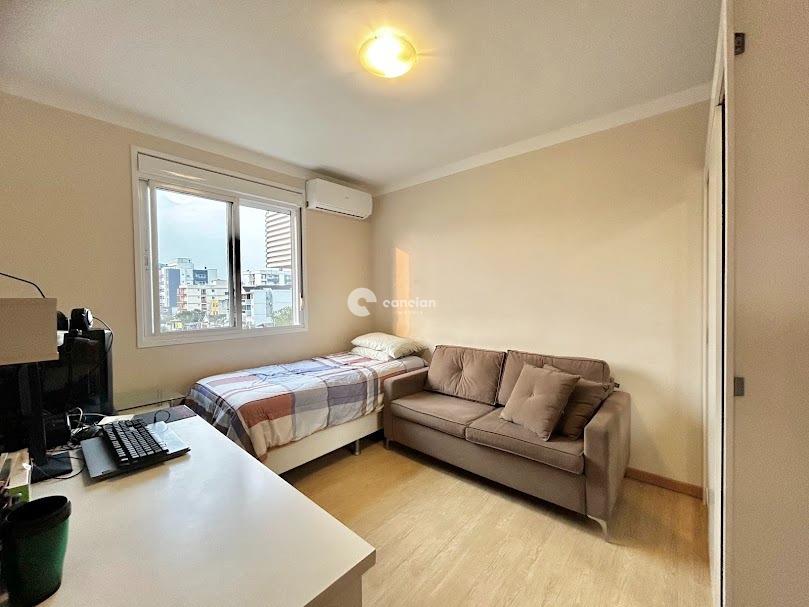 Cobertura à venda no Camobi: 