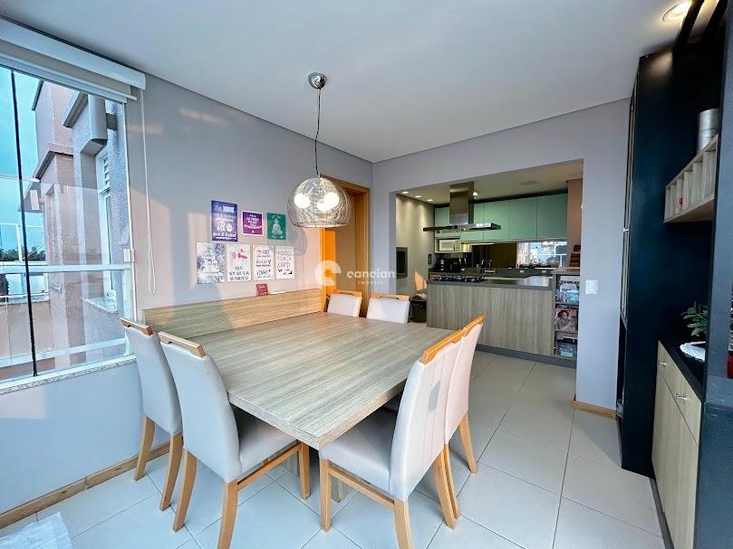 Cobertura à venda no Camobi: 