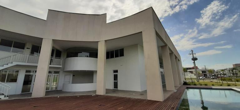 Terreno à venda no Camobi: 