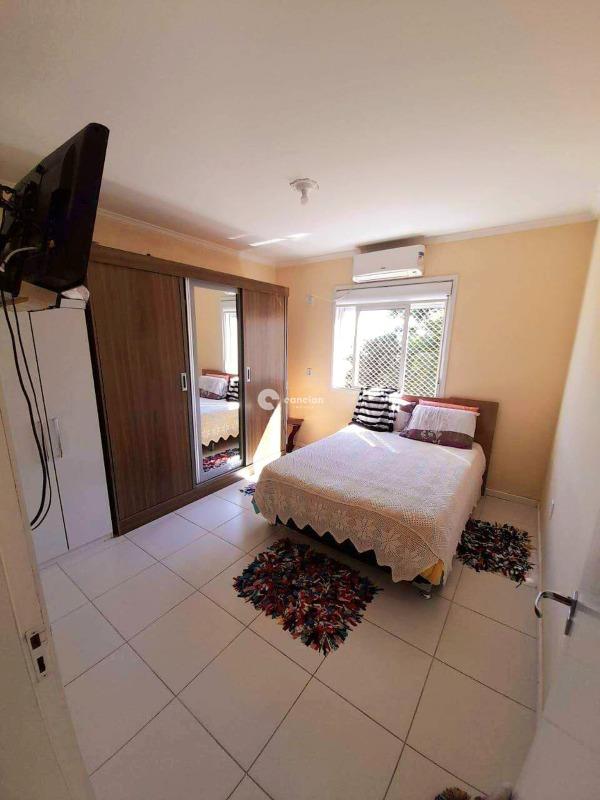 Casa de Condomínio à venda no Dom Antônio Reis: 