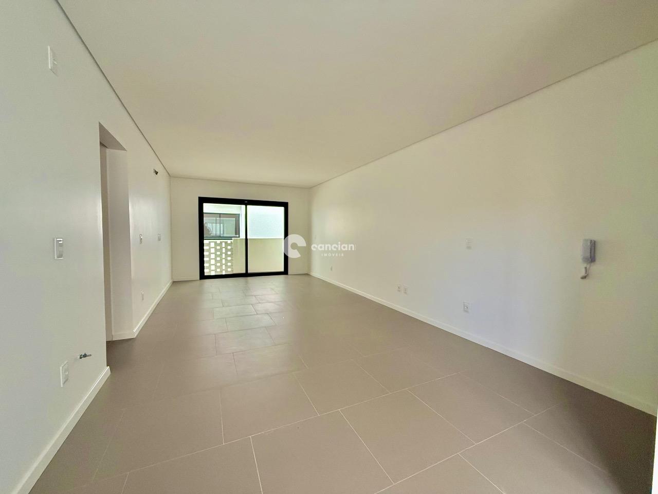 Apartamento à venda no Camobi: