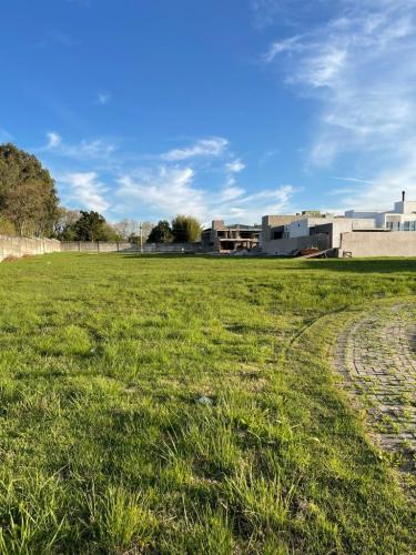 Terreno à venda no Camobi: 