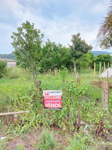 Terreno à venda no Pé de Plátano: 