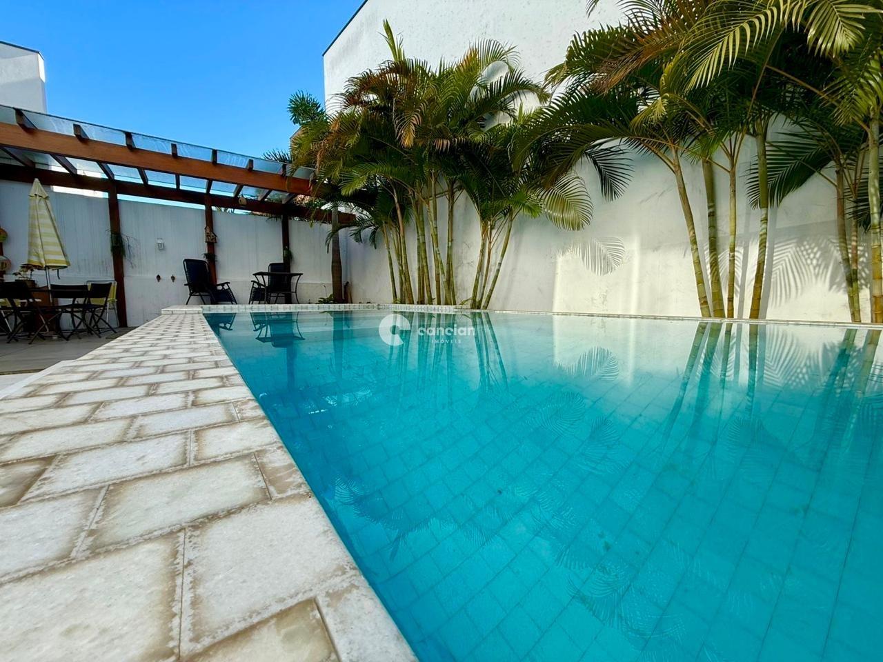 Casa de Condomínio à venda no Tomazetti: