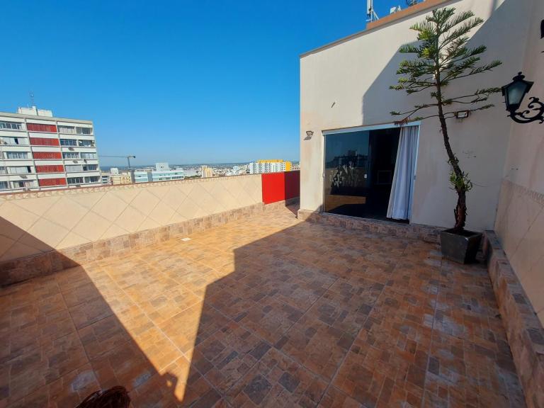 Cobertura à venda no Centro: 