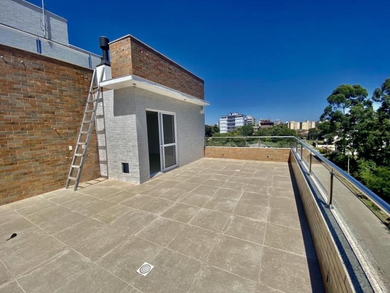 Cobertura à venda no Camobi: 