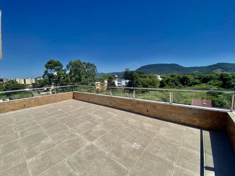 Cobertura à venda no Camobi: 