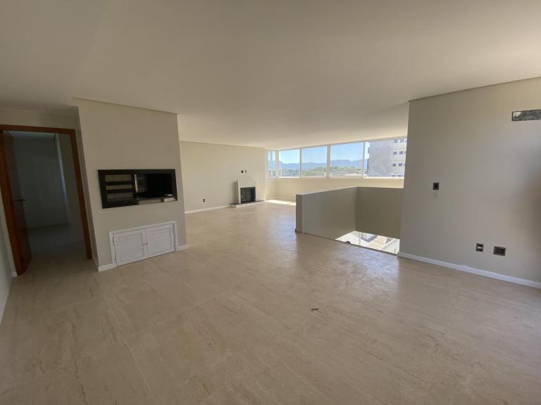 Cobertura à venda no Camobi: 