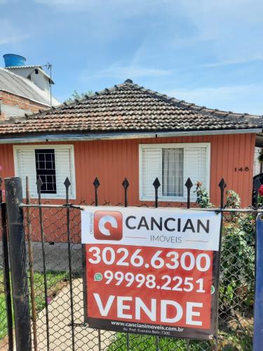 Casa à venda no Camobi: