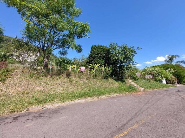 Terreno à venda no Nossa Senhora do Perpétuo Socorro: