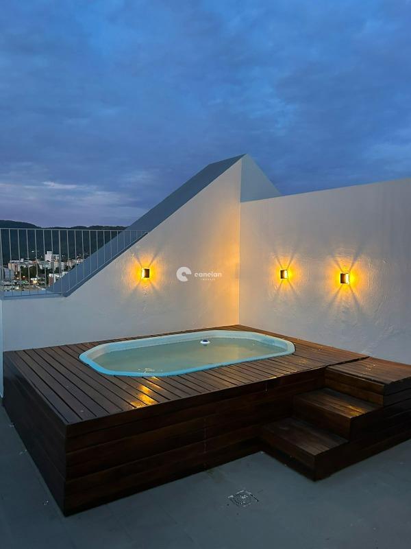 Cobertura à venda no Centro: 