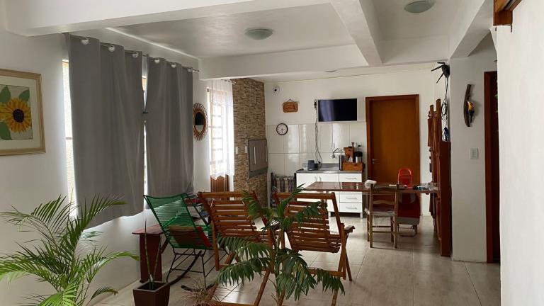 Casa à venda no Caturrita: 