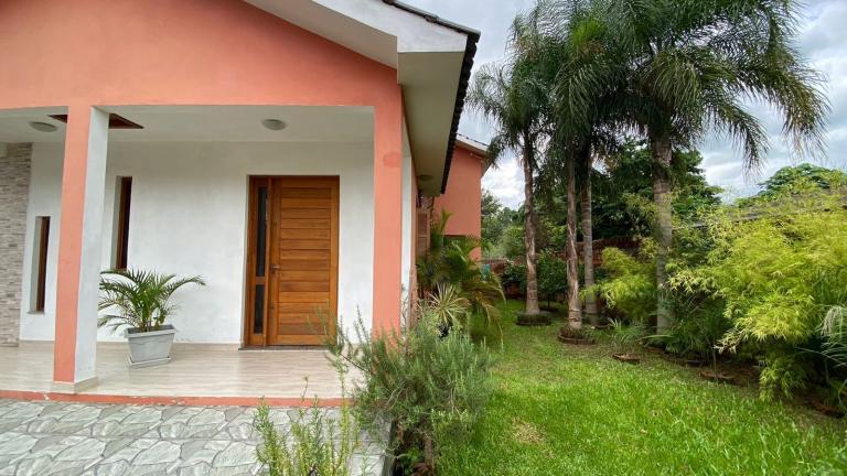 Casa à venda no Caturrita: 