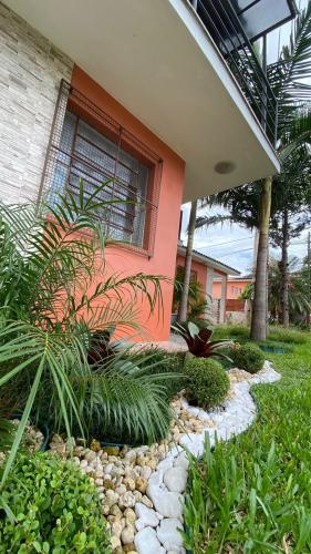 Casa à venda no Caturrita: 