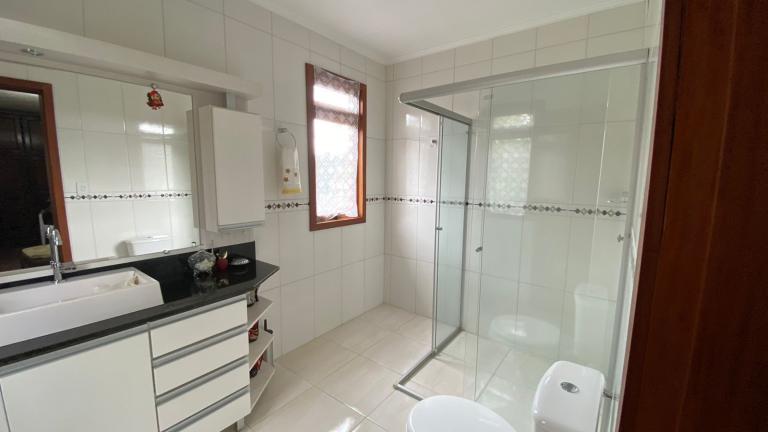 Casa à venda no Caturrita: 